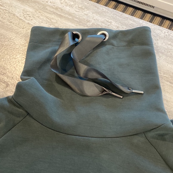 Express Casual 2-Piece Set, Size XXS fits like XS - Picture 3 of 14